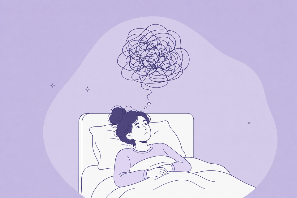 Piekeren in bed? 5 technieken om je hoofd stil te krijgen (+1-min oefening)